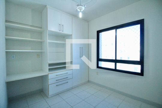 Quarto 1 de apartamento para alugar com 2 quartos, 80m² em Ondina, Salvador