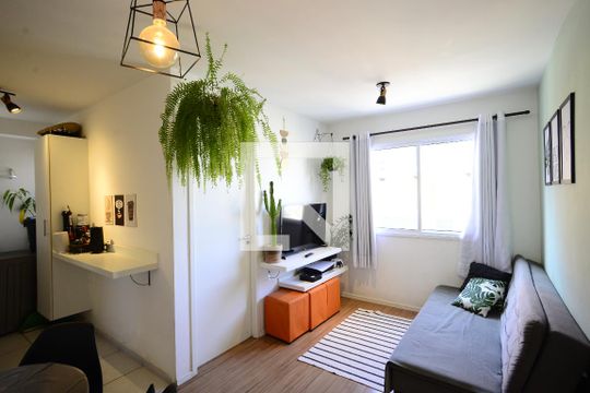 Apartamento para alugar com 2 quartos, 37m² em Liberdade, São Paulo