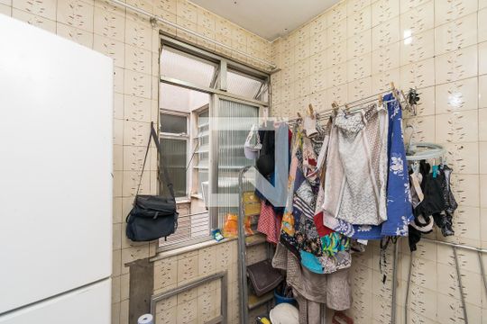 Cozinha de apartamento para alugar com 2 quartos, 51m² em Brás de Pina, Rio de Janeiro