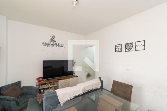 Sala de apartamento para alugar com 2 quartos, 51m² em Brás de Pina, Rio de Janeiro