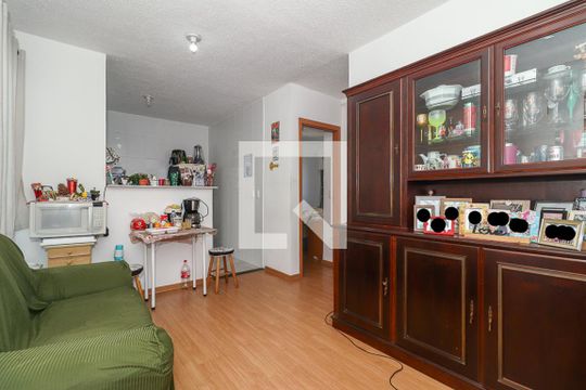 Apartamento à venda com 2 quartos, 47m² em Chácara das Pedras, Porto Alegre