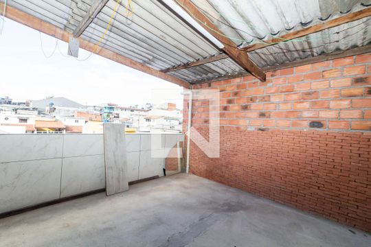 Área de Serviço de casa para alugar com 2 quartos, 90m² em Vila Princesa Isabel, São Paulo