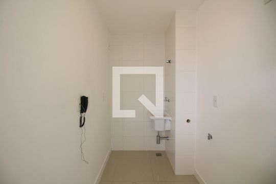 Área de Serviço de apartamento para alugar com 2 quartos, 82m² em Camorim, Rio de Janeiro