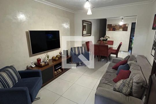 Casa à venda com 3 quartos, 180m² em Vila Cloris, Belo Horizonte