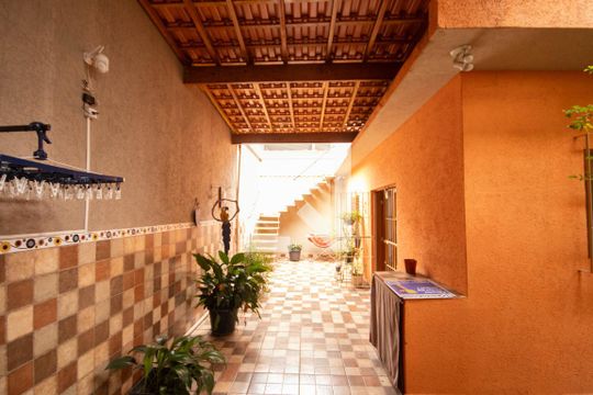 Quintal de casa à venda com 2 quartos, 240m² em Parque Edu Chaves, São Paulo