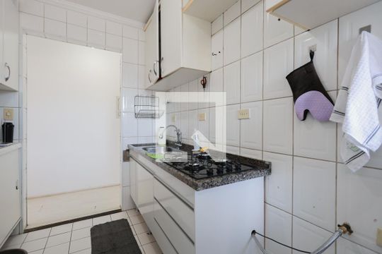 Cozinha de apartamento à venda com 3 quartos, 58m² em Vila Amalia (zona Norte), São Paulo