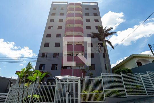 Fachada do prédio de apartamento à venda com 3 quartos, 58m² em Vila Amalia (zona Norte), São Paulo