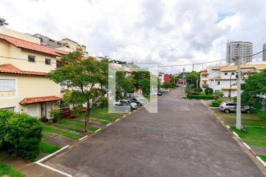 Área comum de casa de condomínio à venda com 3 quartos, 127m² em Jardim São Luís, São Paulo