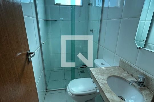 Banheiro de casa à venda com 3 quartos, 98m² em Ribeiro de Abreu, Belo Horizonte