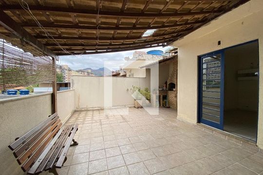 Terraço de casa à venda com 3 quartos, 140m² em Cachambi, Rio de Janeiro