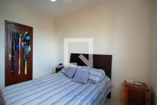 Suite 1 de apartamento à venda com 3 quartos, 177m² em Sagrada Família, Belo Horizonte