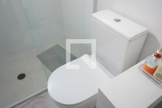 Banheiro Suite de apartamento à venda com 2 quartos, 65m² em Vila Bertioga, São Paulo