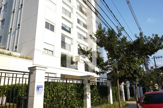 Fachada  de apartamento à venda com 2 quartos, 65m² em Vila Bertioga, São Paulo