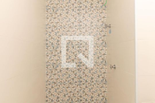Banheiro de apartamento à venda com 2 quartos, 37m² em Vila Lucia, São Paulo