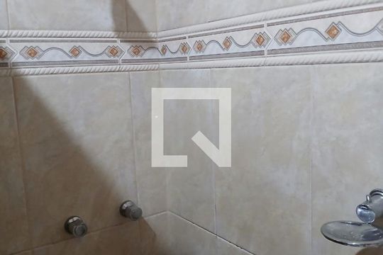Casa para alugar com 4 quartos, 400m² em Morro Santana, Porto Alegre