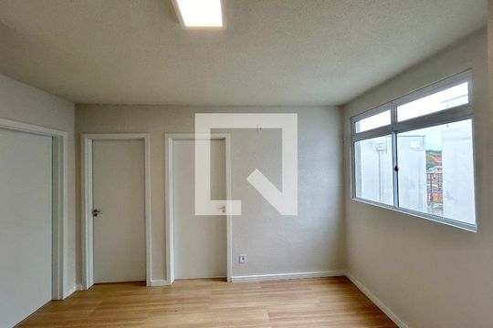 Sala de apartamento à venda com 2 quartos, 47m² em Canudos, Novo Hamburgo