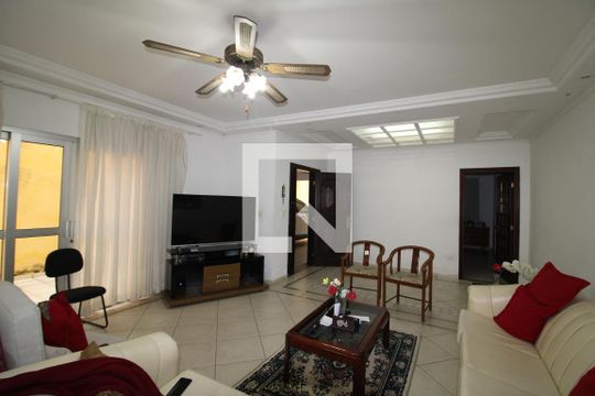 Casa à venda com 5 quartos, 320m² em Tucuruvi, São Paulo