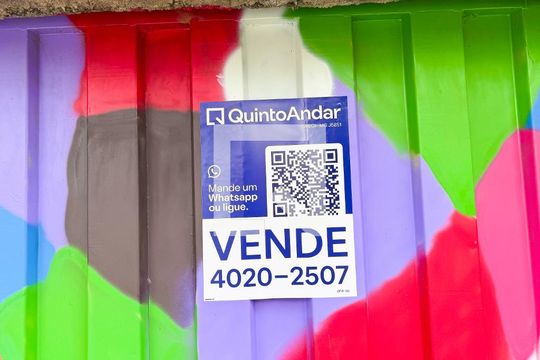 Fachada e placa de casa à venda com 3 quartos, 250m² em Santa Cruz Industrial, Contagem