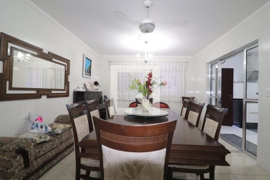 Sala de Jantar de casa à venda com 3 quartos, 489m² em Vila Valparaíso, Santo André