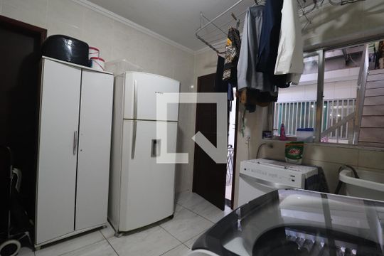 Área de Serviço de casa à venda com 3 quartos, 489m² em Vila Valparaíso, Santo André