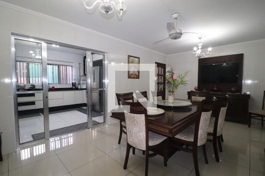 Sala de Jantar de casa à venda com 3 quartos, 489m² em Vila Valparaíso, Santo André