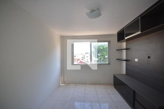Apartamento para alugar com 2 quartos, 50m² em Inhoaíba, Rio de Janeiro