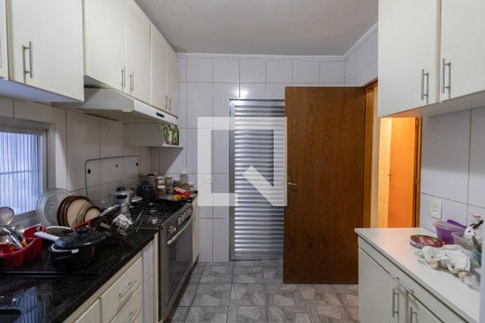 Cozinha de casa à venda com 4 quartos, 150m² em Cidade Antônio Estêvão de Carvalho, São Paulo