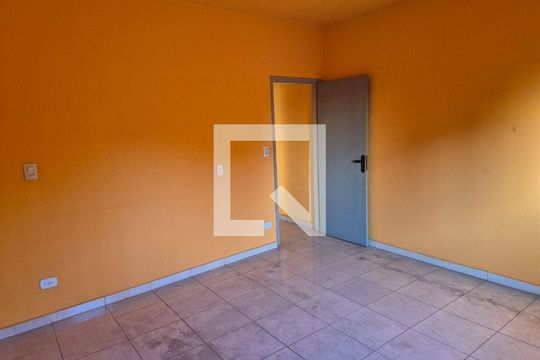Casa à venda com 4 quartos, 180m² em Planalto Paulista, São Paulo