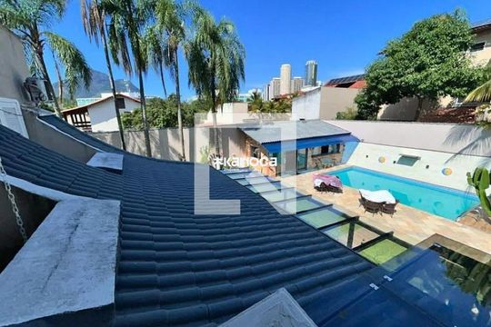 Casa de Condomínio à venda com 5 quartos, 720m² em Barra da Tijuca, Rio de Janeiro