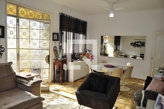 Sala de casa à venda com 4 quartos, 260m² em Méier, Rio de Janeiro