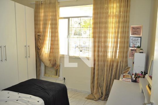 Quarto 2 de casa à venda com 4 quartos, 260m² em Méier, Rio de Janeiro
