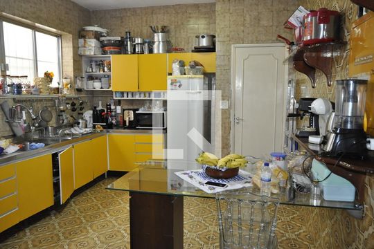 Cozinha de casa à venda com 4 quartos, 260m² em Méier, Rio de Janeiro
