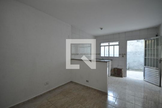 Sala de casa para alugar com 1 quarto, 45m² em Vila Gustavo, São Paulo