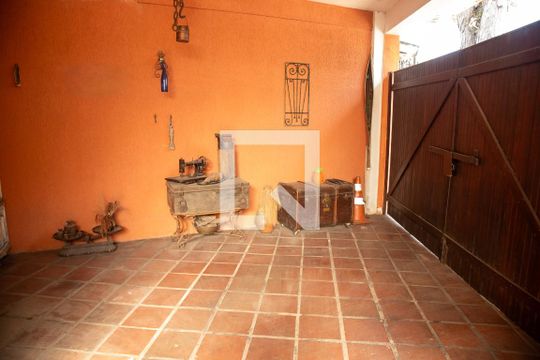Área Externa de casa à venda com 4 quartos, 167m² em Jardim Petropolis, São Paulo