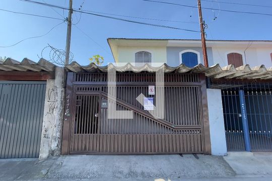 Fachada de casa à venda com 2 quartos, 125m² em Jardim Soraia, São Paulo