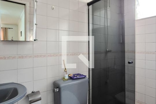 Banheiro Social de apartamento à venda com 1 quarto, 40m² em Baeta Neves, São Bernardo do Campo
