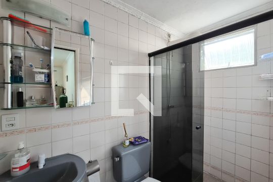 Banheiro Social de apartamento à venda com 1 quarto, 40m² em Baeta Neves, São Bernardo do Campo