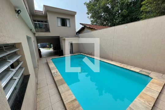 Casa à venda com 4 quartos, 223m² em São Paulo, São Paulo