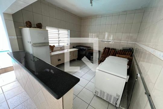 Casa à venda com 4 quartos, 223m² em São Paulo, São Paulo
