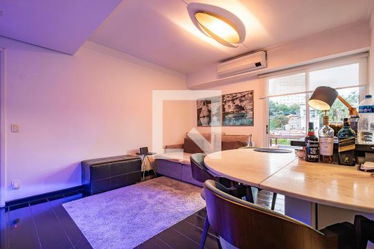 Sala/Cozinha de apartamento à venda com 1 quarto, 85m² em Jardim das Bandeiras, São Paulo