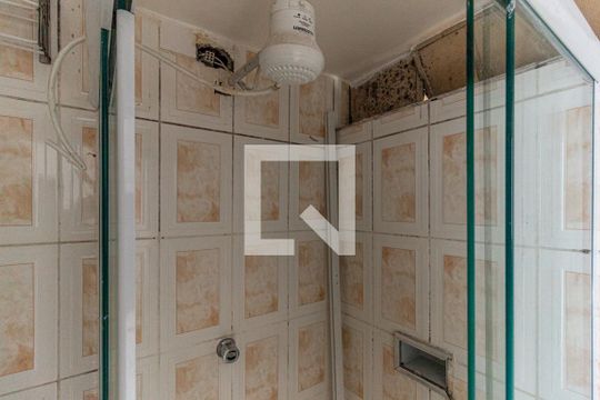 Banheiro de kitnet/studio à venda com 1 quarto, 30m² em Vila Buarque, São Paulo