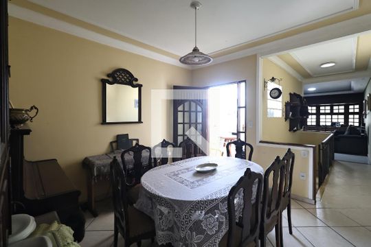 Sala de Jantar de casa à venda com 3 quartos, 231m² em Vila Vitória, Santo André
