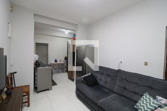 Sala C2 de casa à venda com 3 quartos, 130m² em Vila Mendes, São Paulo