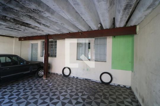 Garagem C1 de casa à venda com 3 quartos, 130m² em Vila Mendes, São Paulo