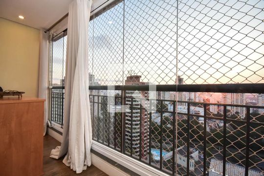 Varanda de apartamento para alugar com 3 quartos, 104m² em Vila Suzana, São Paulo