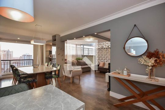 Apartamento para alugar com 3 quartos, 104m² em Vila Suzana, São Paulo