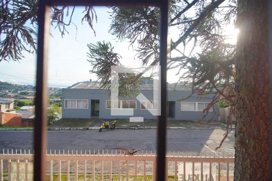 Vista da Sala de casa para alugar com 2 quartos, 200m² em São Jorge, Novo Hamburgo