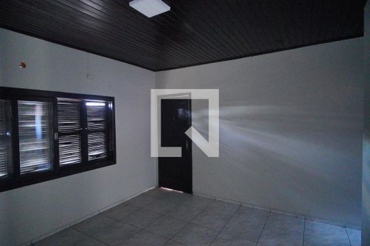 Sala de casa para alugar com 2 quartos, 200m² em São Jorge, Novo Hamburgo