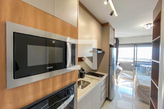 Cozinha de kitnet/studio para alugar com 1 quarto, 29m² em Vila Mariana, São Paulo