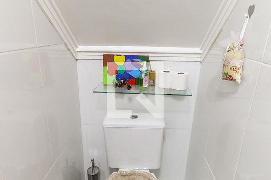 Lavabo de casa de condomínio à venda com 2 quartos, 72m² em Vila Carmosina, São Paulo